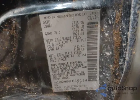 2016 Nissan Pathfinder Platinum/S/Sl/Sv z USA, uszkodzony, nr VIN 5N1AR2MM3GC619134